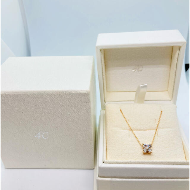 4℃ - 美品 4℃ ヨンドシー K18 ダイヤモンド 花フラワーモチーフ