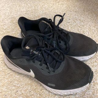 ナイキ(NIKE)のNIKEナイキ　スニーカー24.5cm(スニーカー)