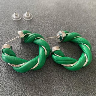 レザーデザインピアス(ピアス)