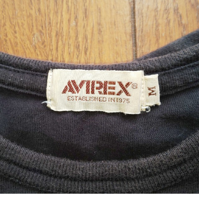 AVIREX(アヴィレックス)のAVIREX Tシャツ 黒120cm キッズ/ベビー/マタニティのキッズ服男の子用(90cm~)(Tシャツ/カットソー)の商品写真