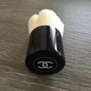 シャネル(CHANEL)のCHANEL シャネル　ミニブラシ　カブキ(チーク/フェイスブラシ)