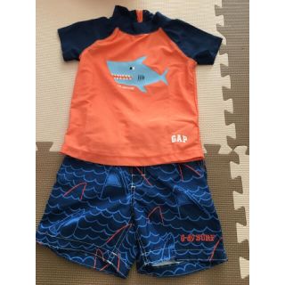 ギャップキッズ(GAP Kids)の【ljyunah0628 様専用】　　GAP 男の子　水着セット　90(水着)