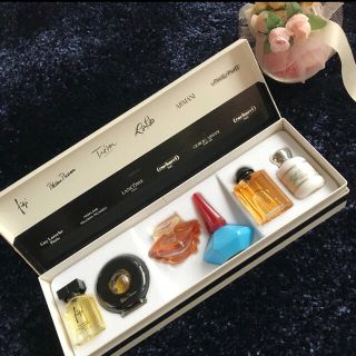 アルマーニ(Armani)の【PARFUMS PARIS】ブランド香水ミニボトル◎送料無料(その他)