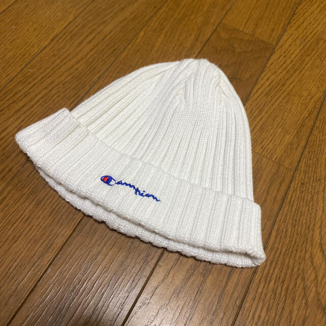 Champion(チャンピオン)の【美品】チャンピオン champion ニット帽 ビーニー　 メンズの帽子(ニット帽/ビーニー)の商品写真