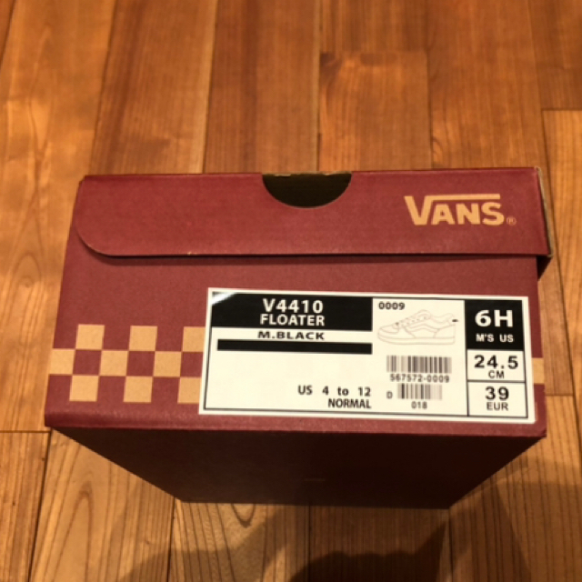 VANS(ヴァンズ)のVANS スニーカーV4410 黒色　24.5㎝　　靴 レディースの靴/シューズ(スニーカー)の商品写真