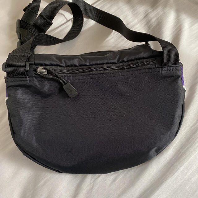Supreme(シュプリーム)の19ss supreme NIKE shoulder bag メンズのバッグ(ショルダーバッグ)の商品写真