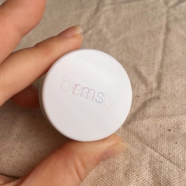 Cosme Kitchen(コスメキッチン)のrms ルミナイザー コスメ/美容のベースメイク/化粧品(フェイスカラー)の商品写真