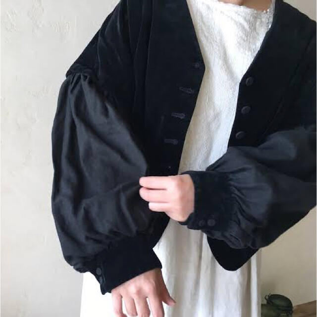 nest Robe(ネストローブ)のネストローブ　コットンベルベット　ジャケット レディースのジャケット/アウター(ノーカラージャケット)の商品写真