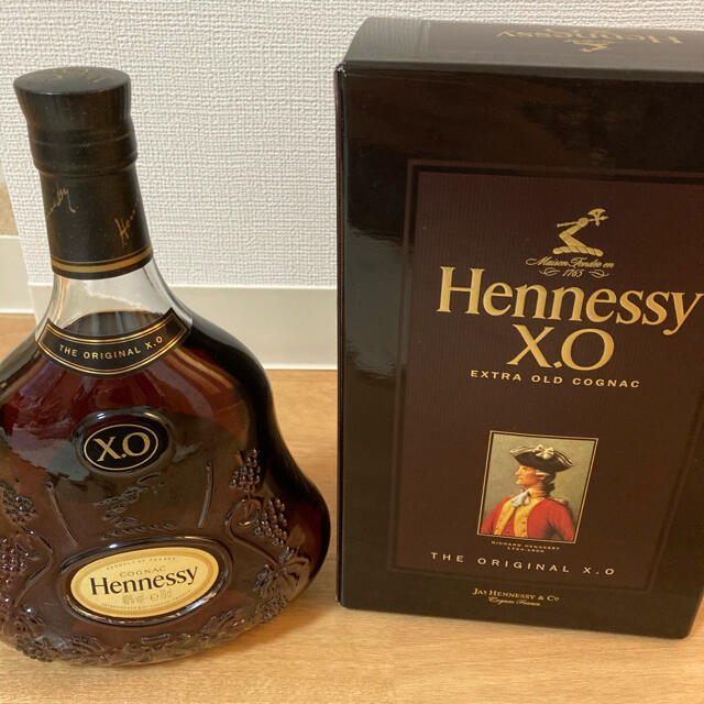 　yama様専用　Hennessy X.O EXTRA OLD COGNAC 食品/飲料/酒の酒(ブランデー)の商品写真