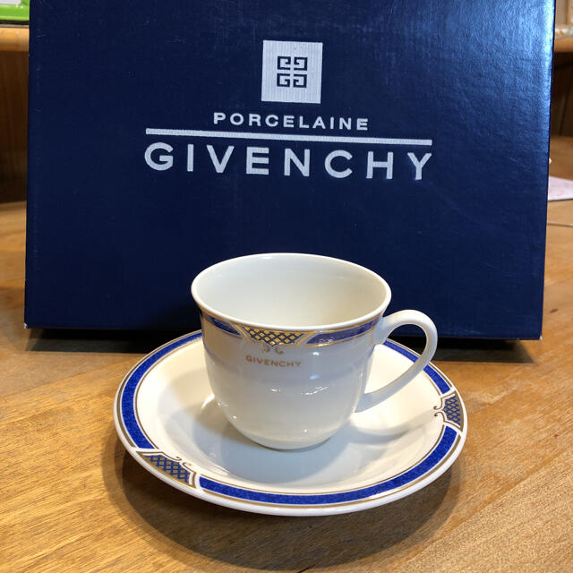 GIVENCHY(ジバンシィ)の値下げ　ジバンシーコーヒーカップ5セット インテリア/住まい/日用品のキッチン/食器(グラス/カップ)の商品写真