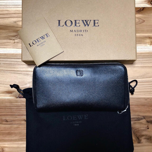 LOEWE(ロエベ)のLOEWE 長財布 ラウンドファスナー メンズのファッション小物(長財布)の商品写真