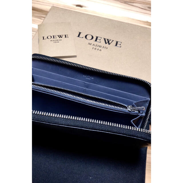 LOEWE(ロエベ)のLOEWE 長財布 ラウンドファスナー メンズのファッション小物(長財布)の商品写真