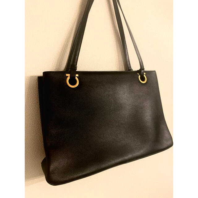 Ferragamo レザートートバッグ 新品登場 70.0%OFF noxcapital.de