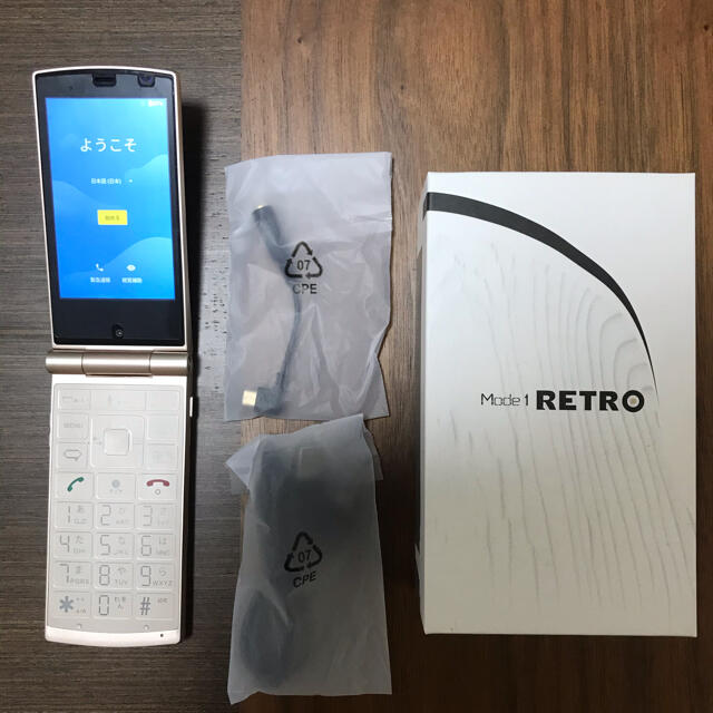 ANDROID(アンドロイド)のMode1 RETRO スマホ/家電/カメラのスマートフォン/携帯電話(スマートフォン本体)の商品写真