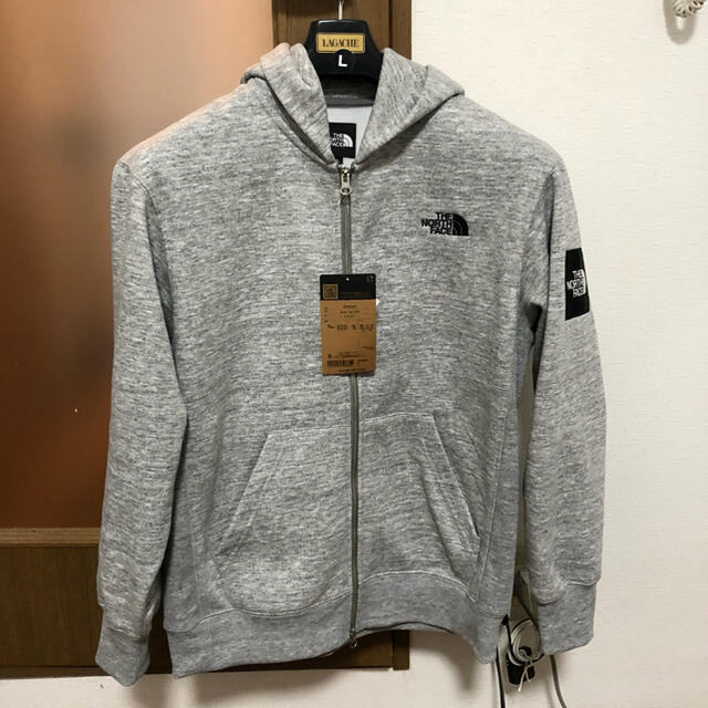 THE NORTH FACE(ザノースフェイス)の最安値ザ・ノースフェイス スクエアロゴ フルジップフーディ パーカー メンズのトップス(パーカー)の商品写真