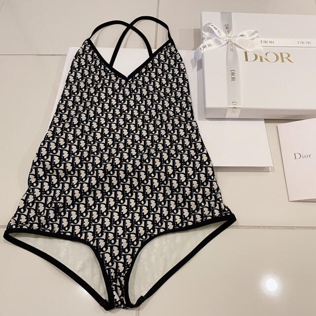 #新作 新品、未使用 DIORスイムウェア