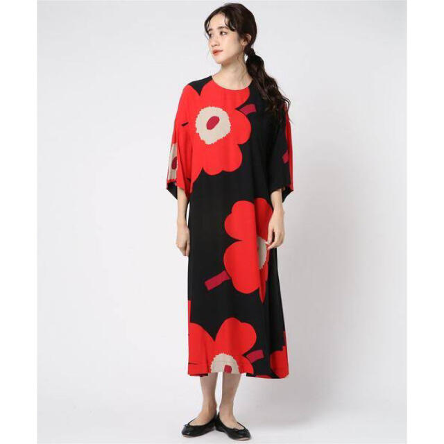 marimekko(マリメッコ)の【期間限定お値下げ！】ワンピース　マリメッコ　ウニッコ レディースのワンピース(ロングワンピース/マキシワンピース)の商品写真