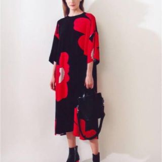 マリメッコ(marimekko)の【期間限定お値下げ！】ワンピース　マリメッコ　ウニッコ(ロングワンピース/マキシワンピース)