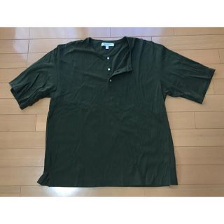 アーバンリサーチ(URBAN RESEARCH)のアーバンリサーチ　カットソー　ヘンリーネック　カーキ　Lサイズ(Tシャツ/カットソー(半袖/袖なし))