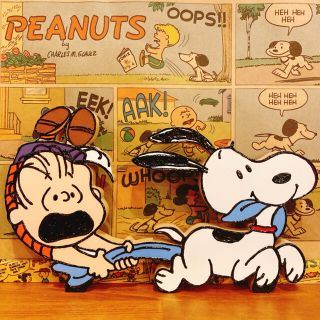 スヌーピー(SNOOPY)の♡取り合い毛布♡スヌーピー＆ライナス♡(置物)