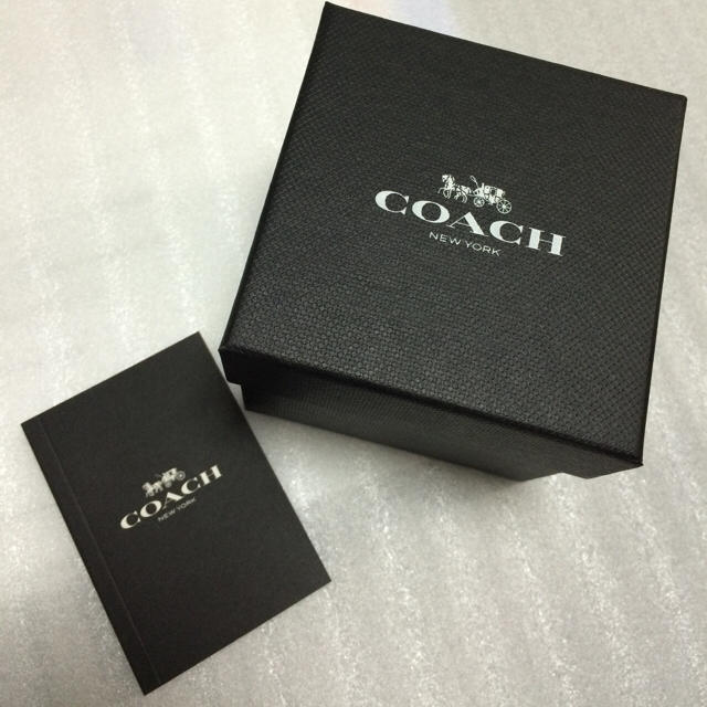 COACH(コーチ)の新品 coach 腕時計 レディース 14502219 花柄 シリコンベルト レディースのファッション小物(腕時計)の商品写真