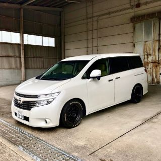 ニッサン(日産)のE52 日産 エルグランド 2.5 250XG  軽度カスタム車 個人出品(車体)