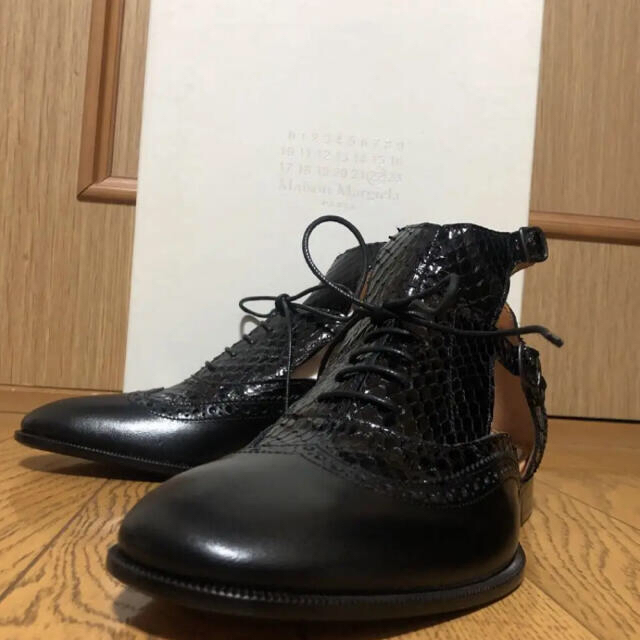 Maison Martin Margiela(マルタンマルジェラ)のマルジェラ　Maison Margiela レースアップシューズ レディースの靴/シューズ(ローファー/革靴)の商品写真