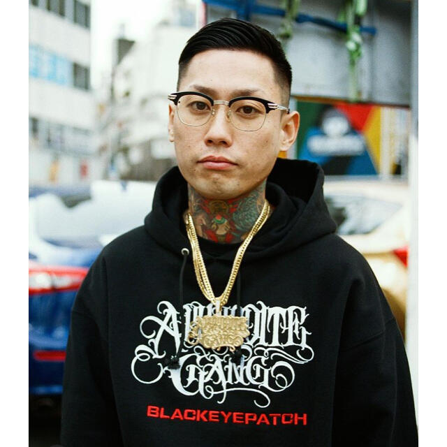 即購入可BlackEyePatch x APHRODITE GANG パーカー黒