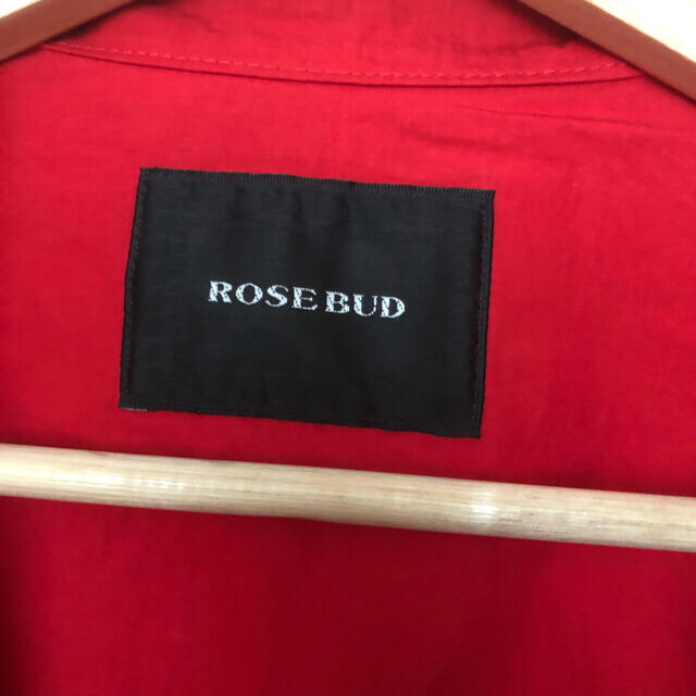 ROSE BUD(ローズバッド)の未使用　ローズバッド　スタンドカラーブルゾン　レッド　赤　個性的　春ジャケット レディースのジャケット/アウター(ブルゾン)の商品写真