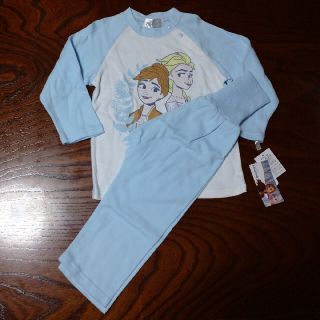 ディズニー(Disney)の新品  本体綿100％　Disney アナと雪の女王2　パジャマ  95(パジャマ)