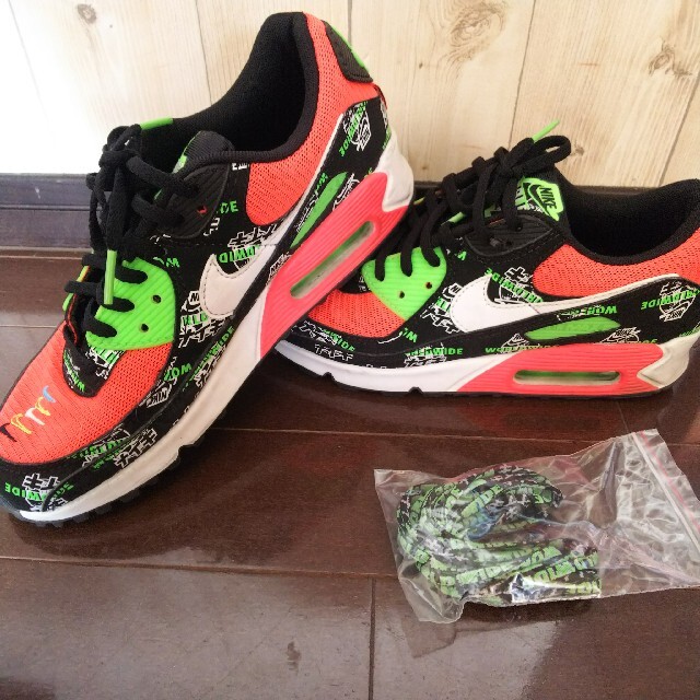 ナイキ WMNS AIR MAX 90 SE WORLD WIDE PACK