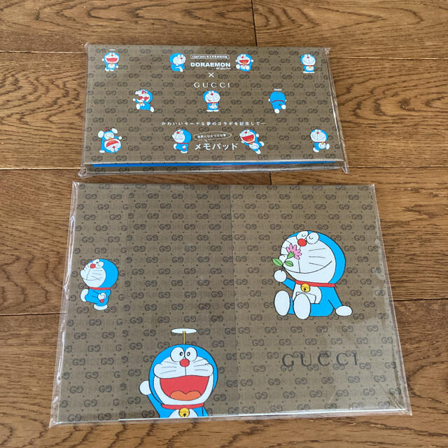 Gucci(グッチ)のドラえもん　GUCCIコラボ2点セット エンタメ/ホビーのおもちゃ/ぬいぐるみ(キャラクターグッズ)の商品写真