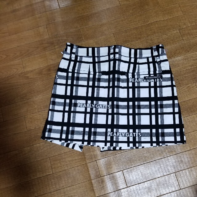 PEARLY GATES(パーリーゲイツ)のパーリゲイツのスカートです レディースのスカート(ミニスカート)の商品写真