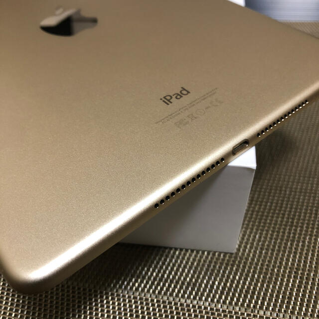 ipad air2 9.7インチ 16GB wifiモデル　美品 2