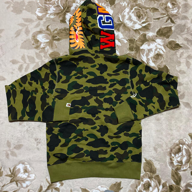 APE BAPE KAWS camo SHARK シャーク　迷彩　パーカー　XL