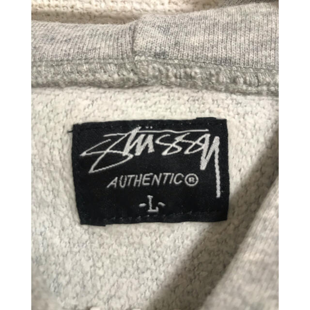 STUSSY(ステューシー)のSTUSSY(ステューシー) グレーパーカー メンズのトップス(パーカー)の商品写真