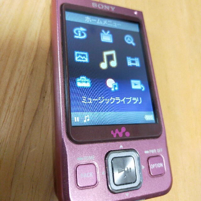 WALKMAN(ウォークマン)のSONY  ワンセグ WALKMAN NW-A916  バッテリー難あり品  スマホ/家電/カメラのオーディオ機器(ポータブルプレーヤー)の商品写真