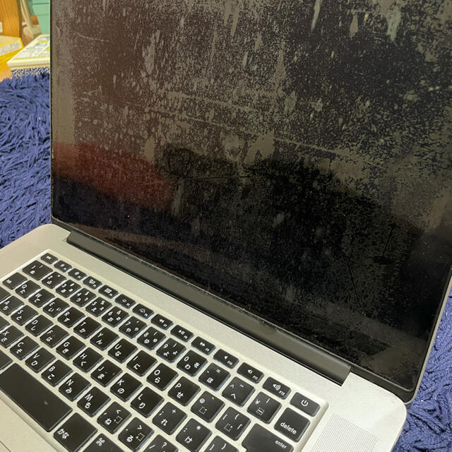 Mac book pro 15インチ