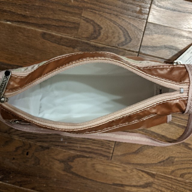 LeSportsac(レスポートサック)のレスポートサック レディースのバッグ(ショルダーバッグ)の商品写真
