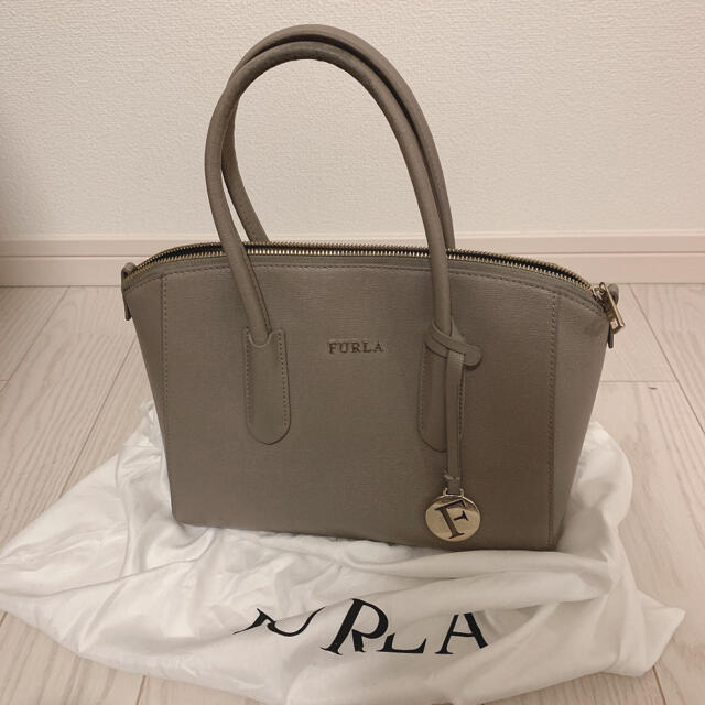 FURLA バッグ