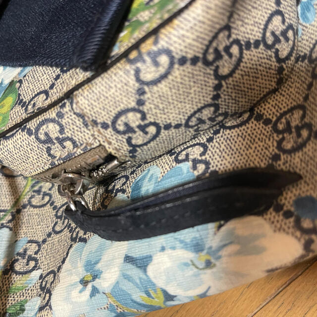 お値下げ GUCCI GGブルームス スモール バックパック ピックアップ特集