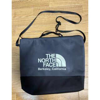 ザノースフェイス(THE NORTH FACE)の早い者勝ち　ノースフェイス　ショルダー　パタゴニア　シュプリーム (ショルダーバッグ)