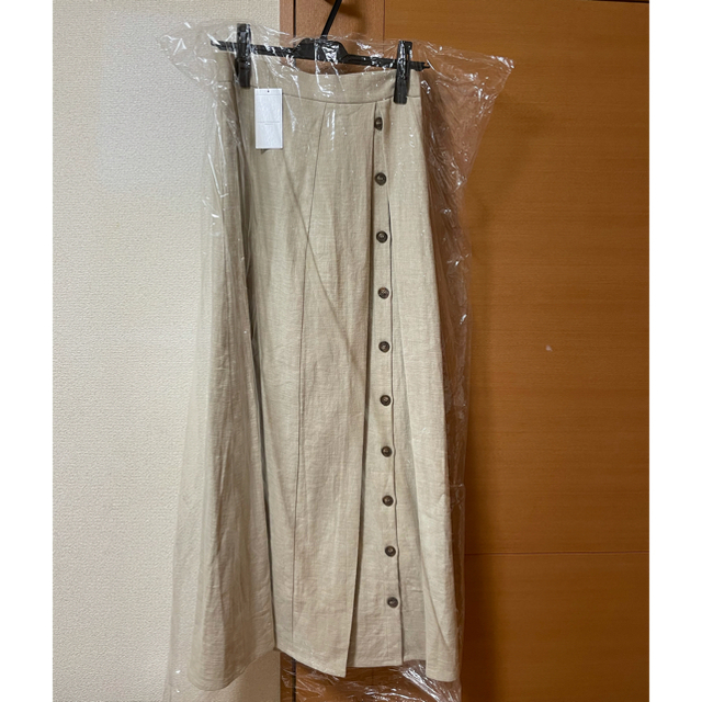 room306 CONTEMPORARY(ルームサンマルロクコンテンポラリー)のLinen Blend Tuck Flare Skirt レディースのスカート(ロングスカート)の商品写真
