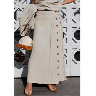 ルームサンマルロクコンテンポラリー(room306 CONTEMPORARY)のLinen Blend Tuck Flare Skirt(ロングスカート)