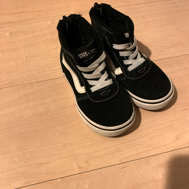 VANS(ヴァンズ)のVans kis オールドスクール　スニーカー キッズ/ベビー/マタニティのキッズ靴/シューズ(15cm~)(スニーカー)の商品写真