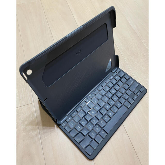 ロジクール Logicool iPad キーボードケース Slim Folio  スマホ/家電/カメラのPC/タブレット(その他)の商品写真