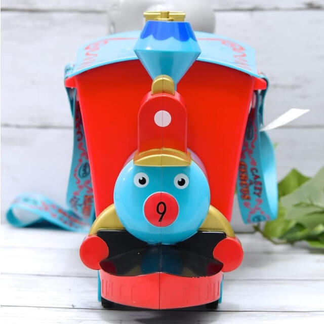 Disney 香港ディズニーランド ダンボ ポップコーンバケット シッパーボトルの通販 By Chel S Shop ディズニーならラクマ Disney 香港ディズニーランド ダンボ ポップコーンバケット シッパーボトルの通販 By Chel S Shop ディズニーならラクマ