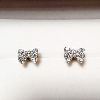 リボンピアス(ピアス)