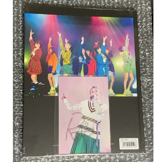 Girls2 1st LIVE PHOTOBOOK 「9人のキズナ」ラン特典あり