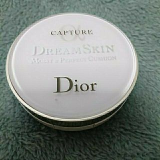 ディオール(Dior)のカプチュールドリームスキンモイストクッション(ファンデーション)